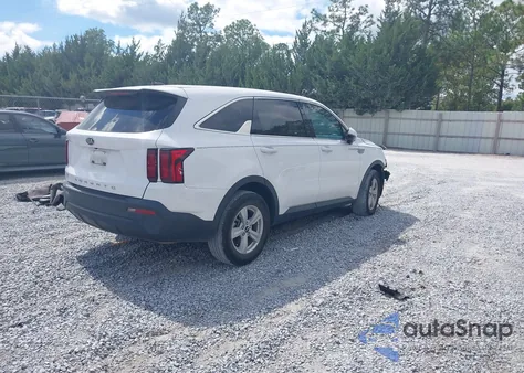 2021 Kia Sorento Lx z USA, uszkodzony, nr VIN 5XYRG4LC8MG032484